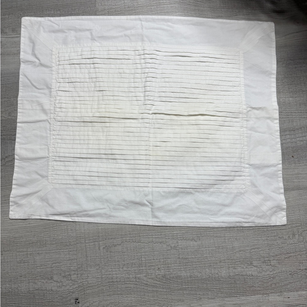 anichini white pleated pillow sham accent pillow 12x15 Exc